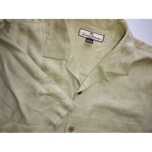 Tommy Bahama men's‎ green tropical button up shirt size medium